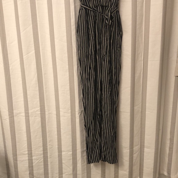 Striped tank jumpsuit with pockets - Picture 2 of 6
